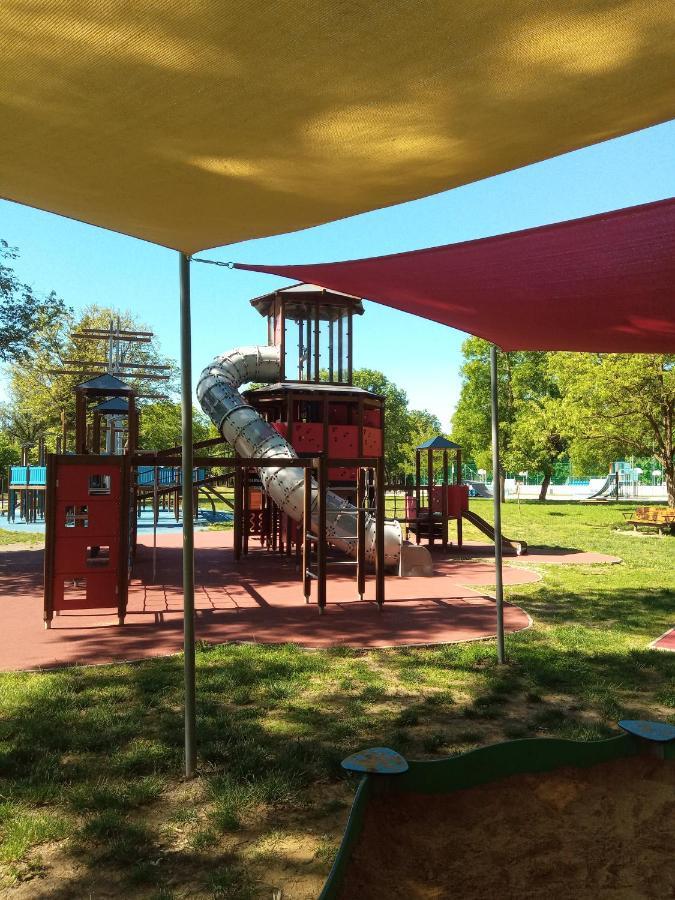 Oazis Wellness Apartman2 Hajduszoboszlo Luaran gambar