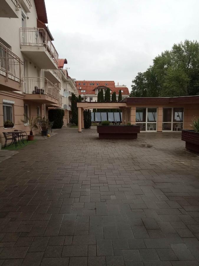 Oazis Wellness Apartman2 Hajduszoboszlo Luaran gambar