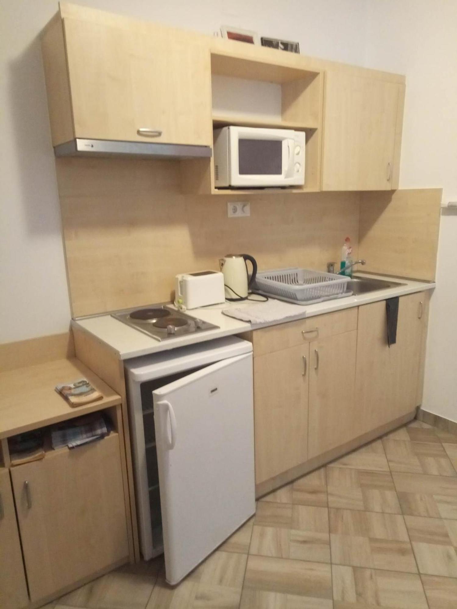 Oazis Wellness Apartman2 Hajduszoboszlo Bilik gambar
